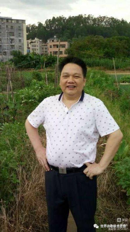 梦中的她 文/邹炳新(图3)