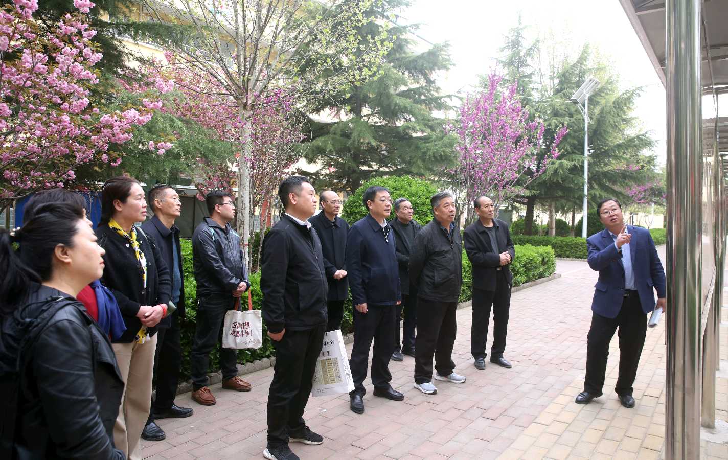 运城市书法教育研究会开展书法进校园活动