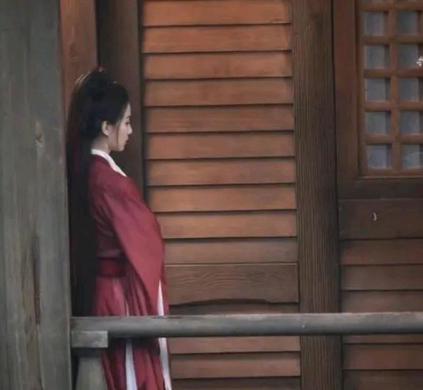 《初春吟》作者/冯素真 诵读/如兰 编辑/青青【花雨馨声有声文学平台】第311期（图5）