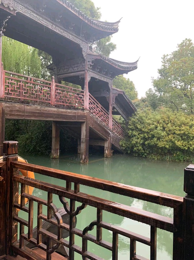 三月的乌镇 作者：肖勤 朗诵：陈群 京津沪头条（图4）