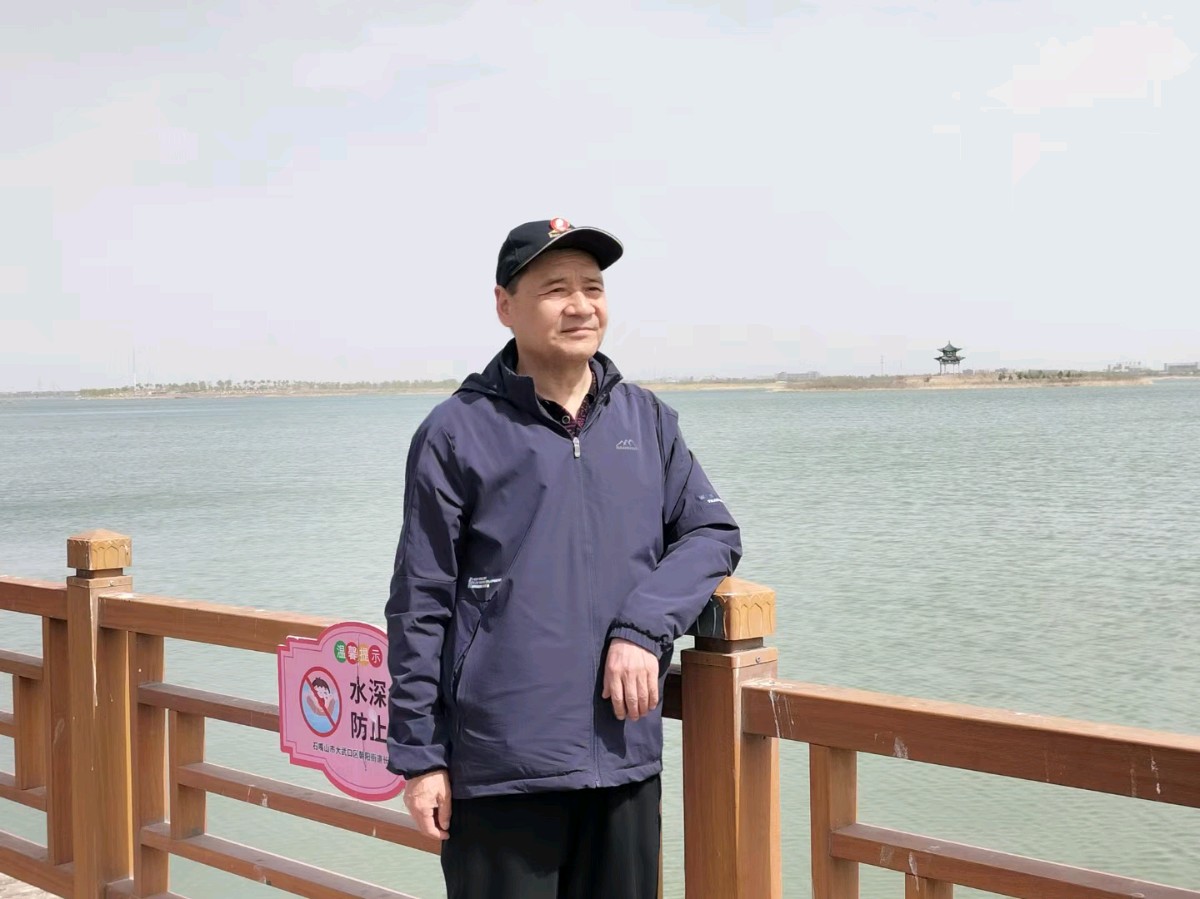 诗人于金奎（宁夏石嘴山）:七律·春游星海湖（上平一东)（图9）