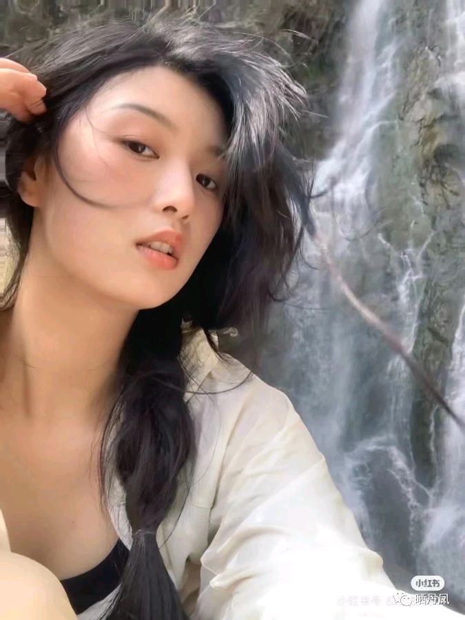 热门微小说 等你好久了 文l话心〔陕西〕【冰心文化传媒】主编冰心（图4）