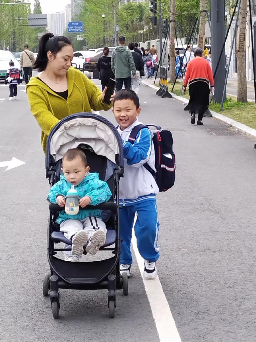 小学校门前众生相‖巴彦诗协诗词联卷【520】（图10）