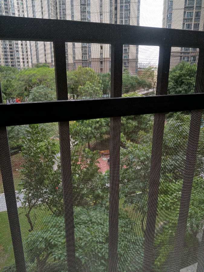 【新编辑～楼上阳台如坐树梢尾】作者/罗定友～（广东）翻唱/罗定友～｛死心塌地去爱你｝（图3）