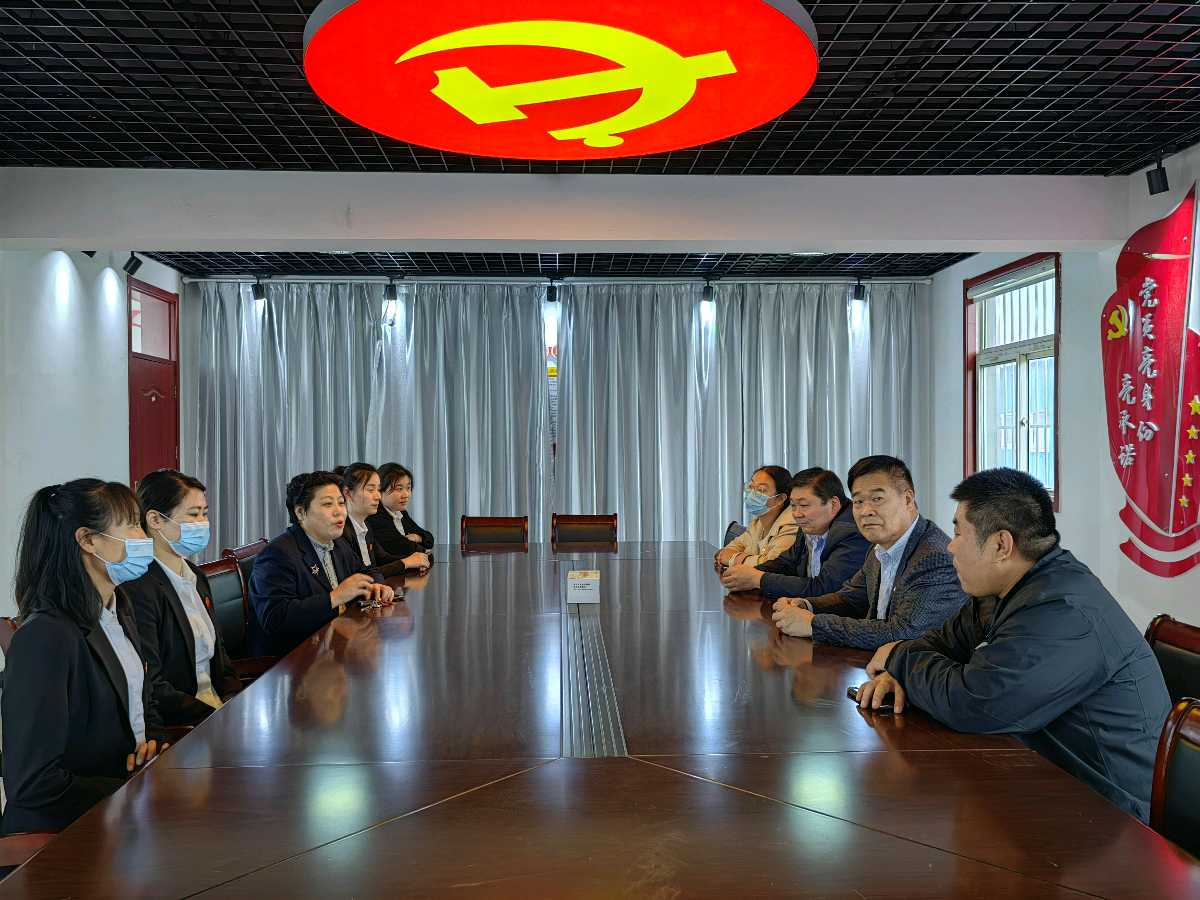 【上海头条】魏巍‖徐州添翼财税公司党支部开展“助力乡村振兴公益服务行动”启动仪式（图3）