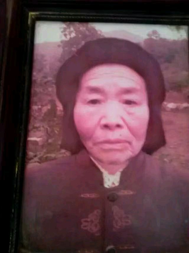 母亲节忆母 陈建平