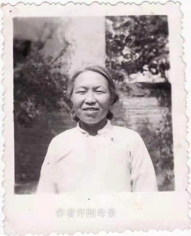 母亲节里忆娘亲