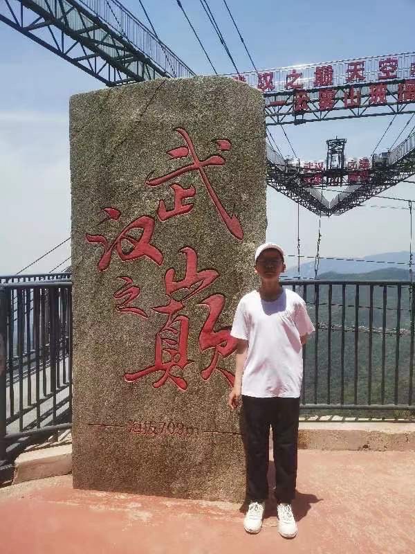 武汉之巅,作者:周智敏(图3)