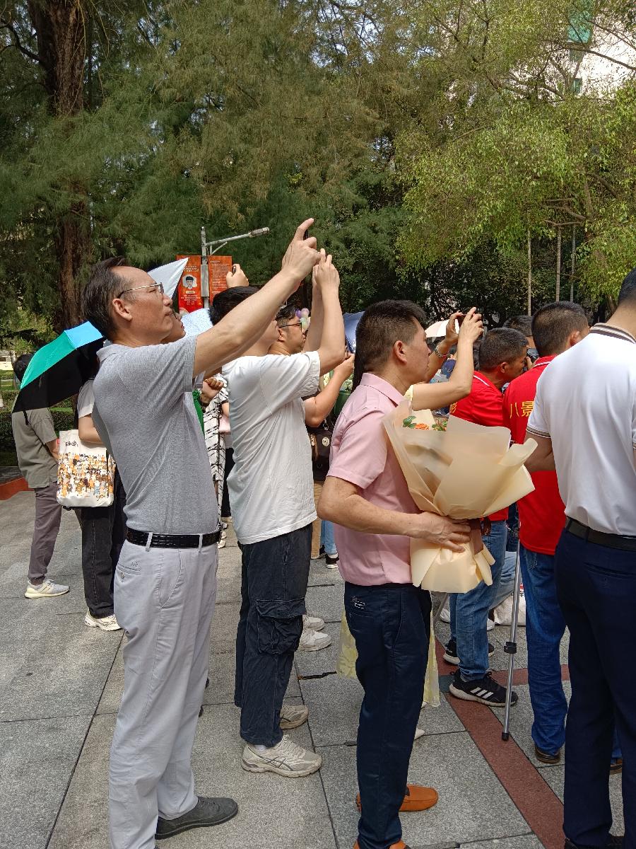 青春，没有理由停歇文/青莲雨润（图2）