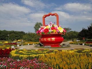【重磅推荐】鲁坡//共驭春风再远征｛外十二首｝（图2）