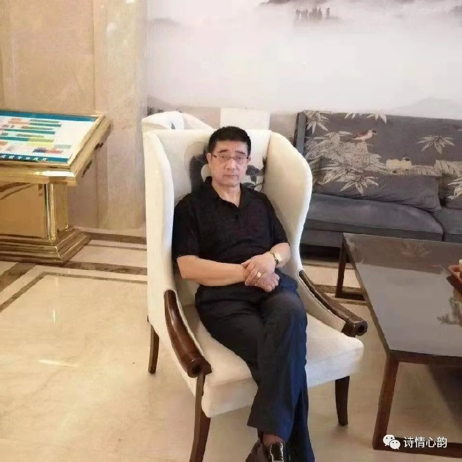《九江文学社：有声文学》尹连荣先生佳作欣赏（组诗九首） 主播/紫薇【总第1626期】（图6）