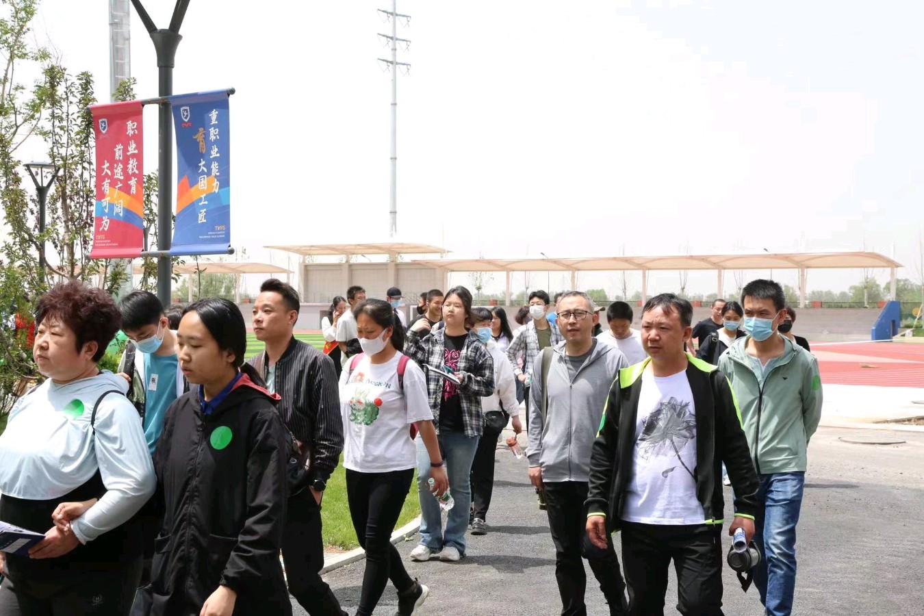 “太原市扬帆职业高级中学”，将为同学们打造职普融通、奔向“985”“211”的新高地（图6）