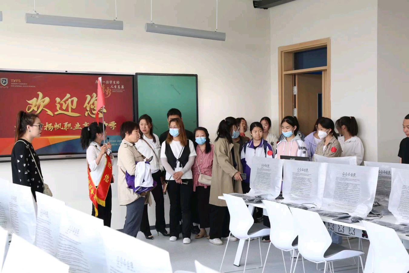 “太原市扬帆职业高级中学”，将为同学们打造职普融通、奔向“985”“211”的新高地（图10）