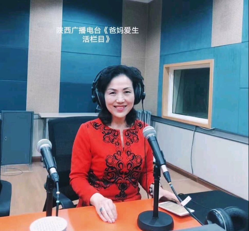 《半山听雨》《走进夏天》作者:芦国柱【主播:丹桂】【桃源国际诗歌集团】用声音传递温暖以诵读致敬人生♬（图12）