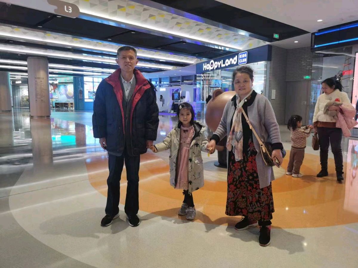【天下美文】山东侯俊英‖那个夜晚很美(图2)