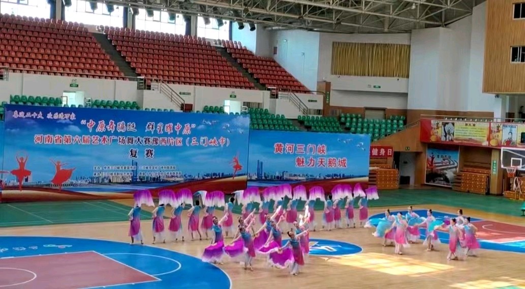 赞渑池追梦舞蹈队——作者: 海阔天空——【中华诗词】征稿——都市头条(图7)