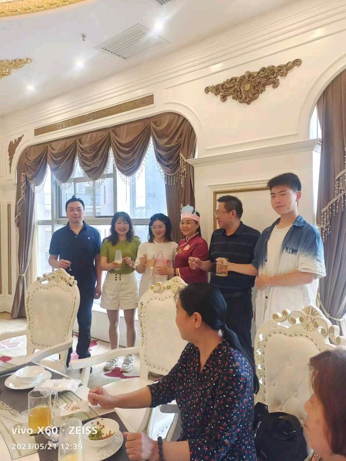 作者:唐美平《唐江丽会长生日快乐!》4530期【新京都文艺】(图11)