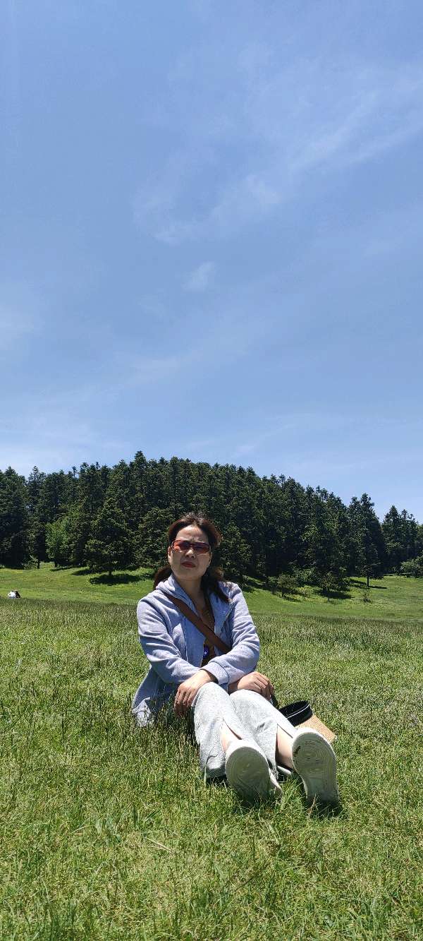 【旅游天地•重庆武隆】诗词二首：七律•观赏仙女山大草原*词：游仙女山草原*作者：张富贵＿北京头条发！（图26）