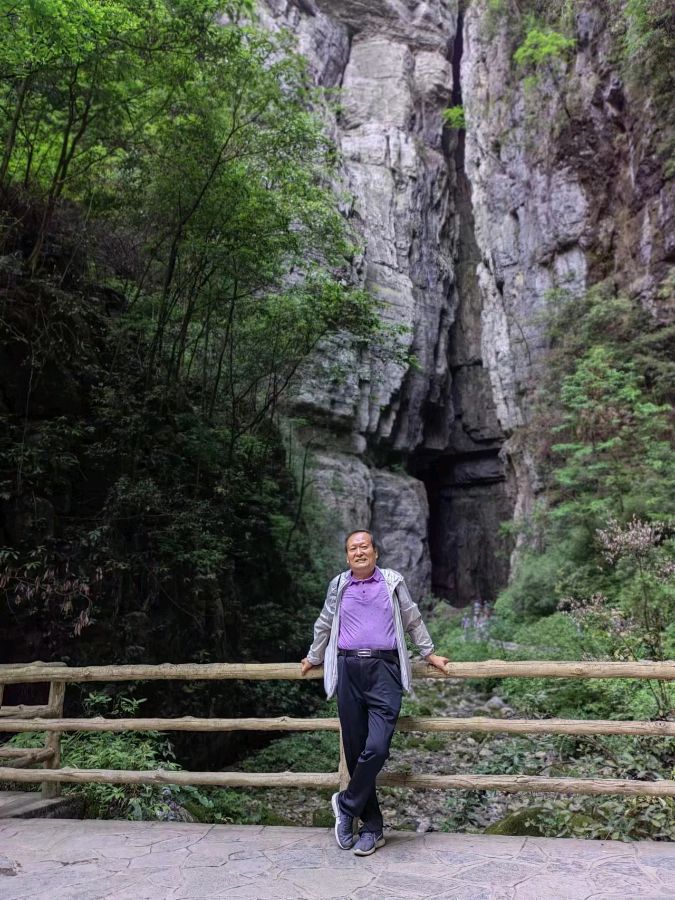 【旅游天地•重庆武隆】张富贵：七律•（藏头诗）参观武隆天生三桥有感二首*北京头条•西安头条•都市头条（图72）