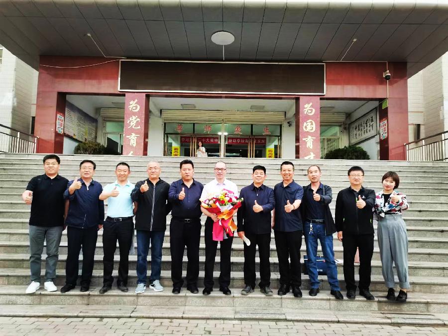 孟国泰与边国玺（5）：我想办一所这样的学校