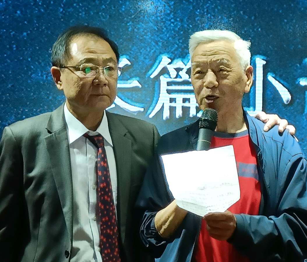 长篇小说《槐花巷》在新华书店首发∽王世安现场报道(大连)(图8)