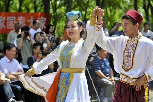 【重磅推出】鲁坡//诗和远方在新疆｛外四首｝（图19）