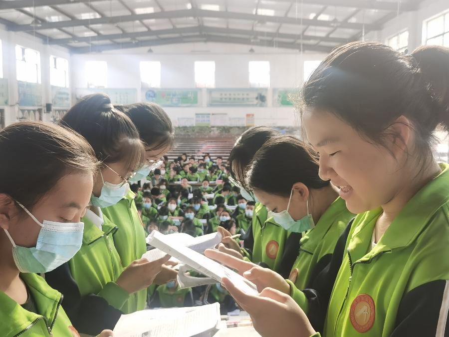 孟国泰与边国玺（5）：我想办一所这样的学校（图5）