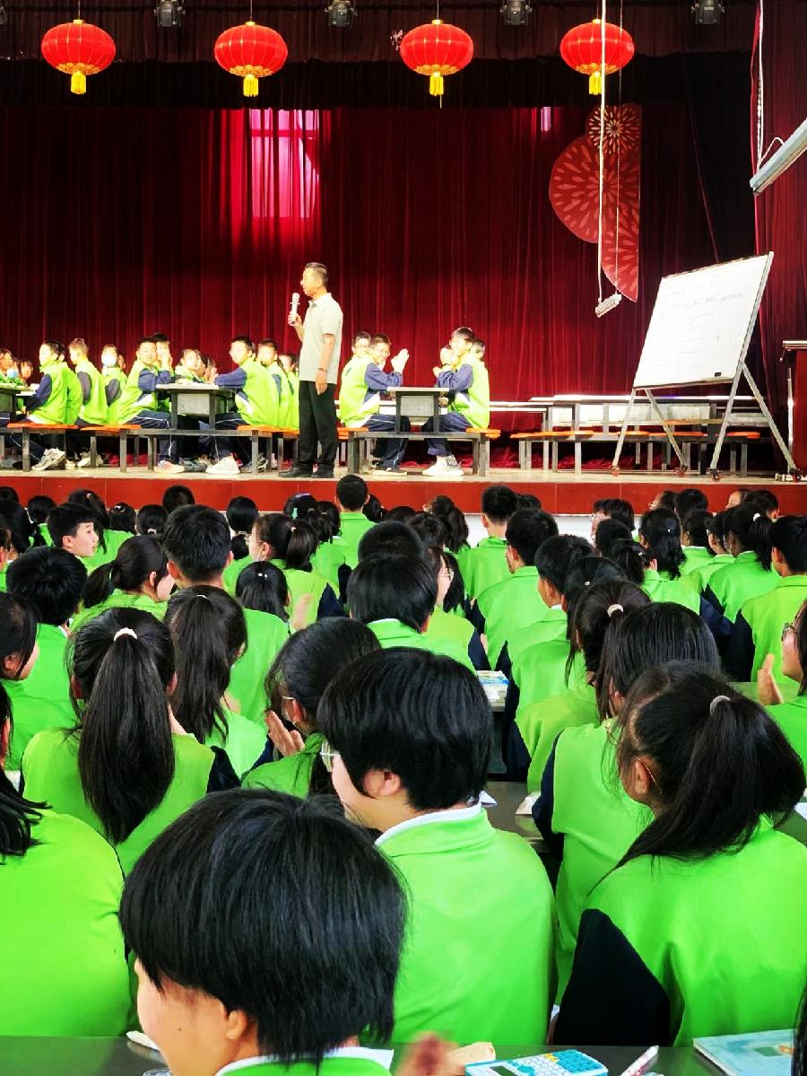 孟国泰与边国玺（6）：情系小老师（图2）