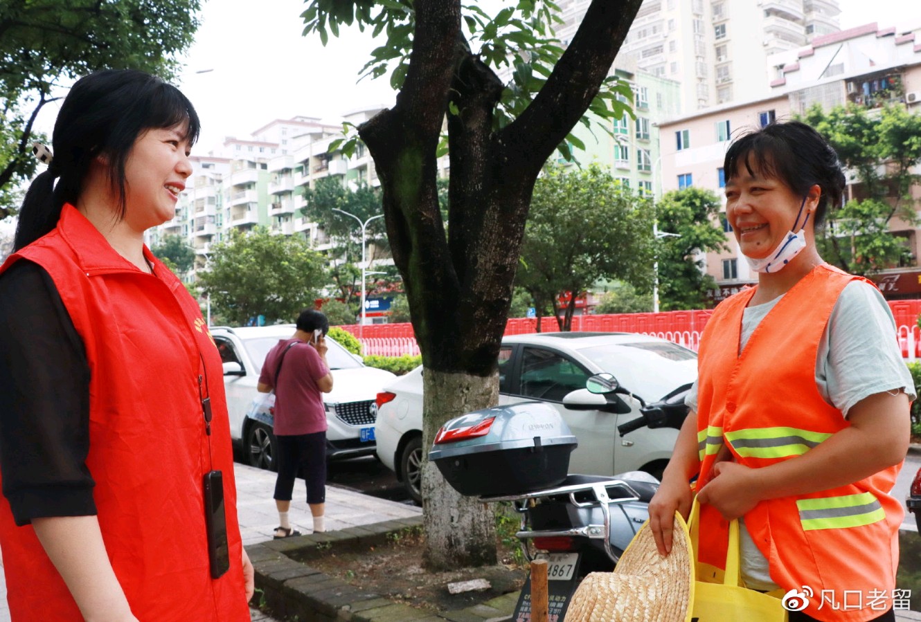 广东韶关武江区善德志愿者协会开展送清凉活动（图3）