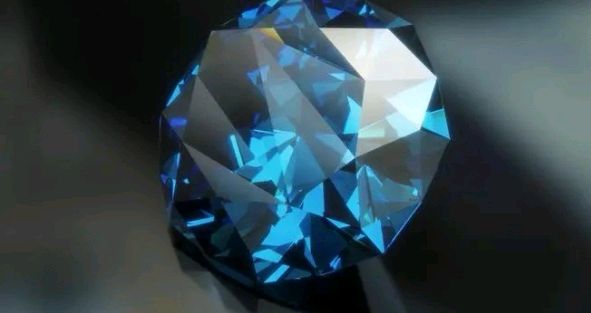 【佳作美诵】《一枚蓝宝石戒指》作者/妙郡 诵读/梅竹【花雨馨声】有声文学平台【第365期】（图7）