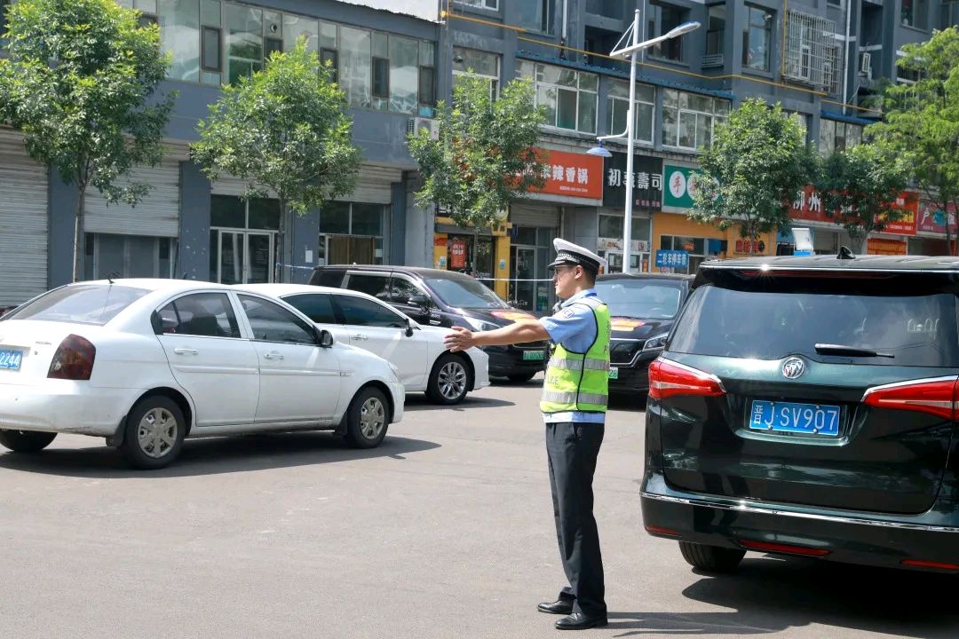 【护航高考】中阳公安圆满完成2023年高考安保任务(图7)