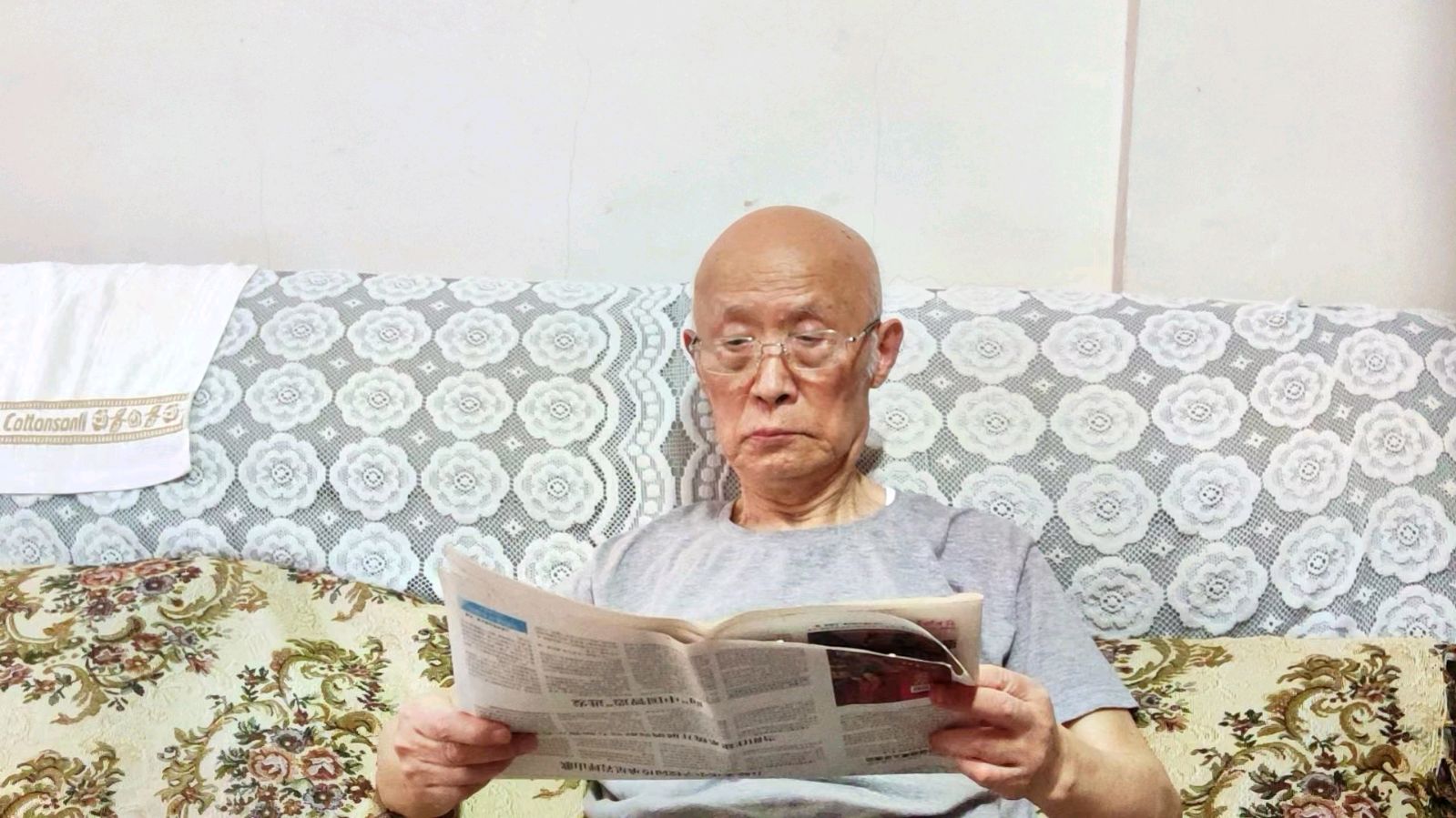 作者：文光清《七绝·拜读九旬老班长喻德鼎评诗有感》4846期【新京都文艺】