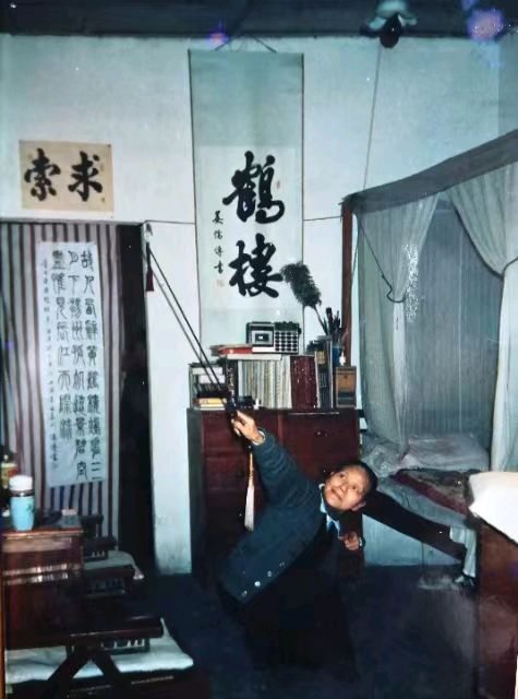 《散文撰著百年事,图片当刋慈母情》——为母亲艾茜诞辰100周年而作 作者/晏儒传、晏传芳(图49)