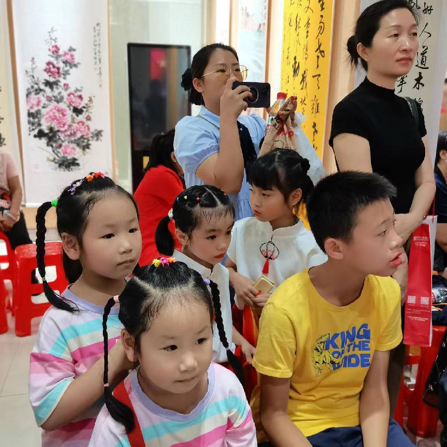 尼言诗选(图2)