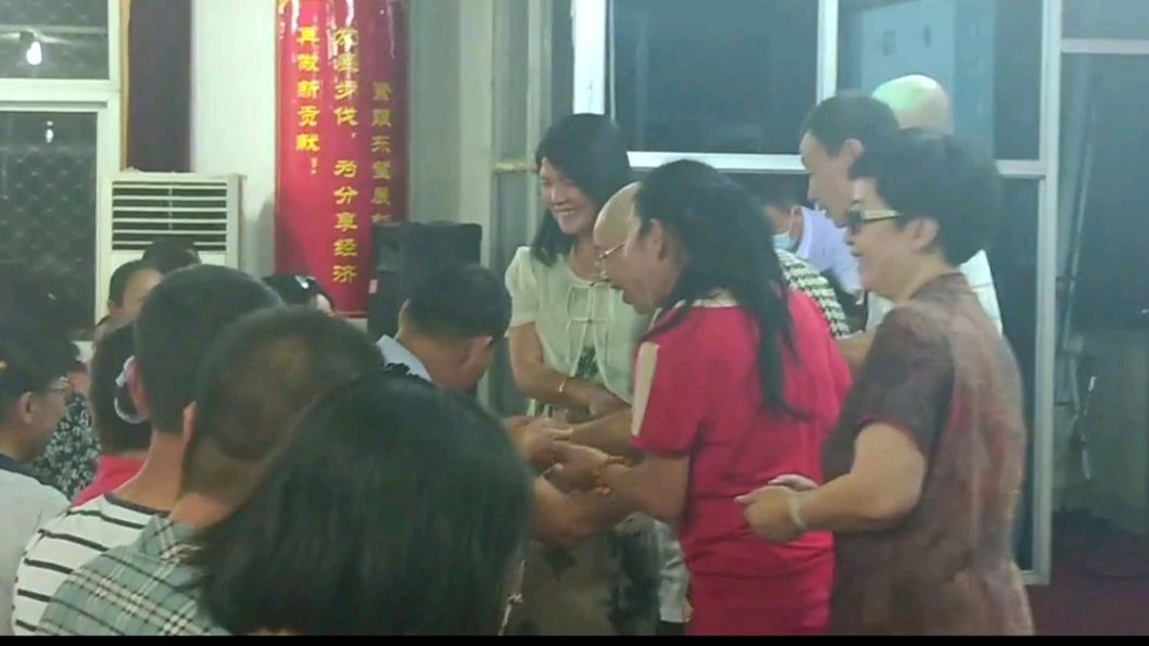 节日之夜聊诗趣 推广中心话深情(图8)