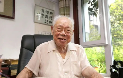 马识途:《不要把传统诗词送进棺材》(图2)