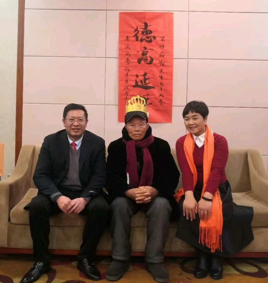 作者：唐江丽《写给天堂的家公一封信》5078期【新京都文艺】（图2）