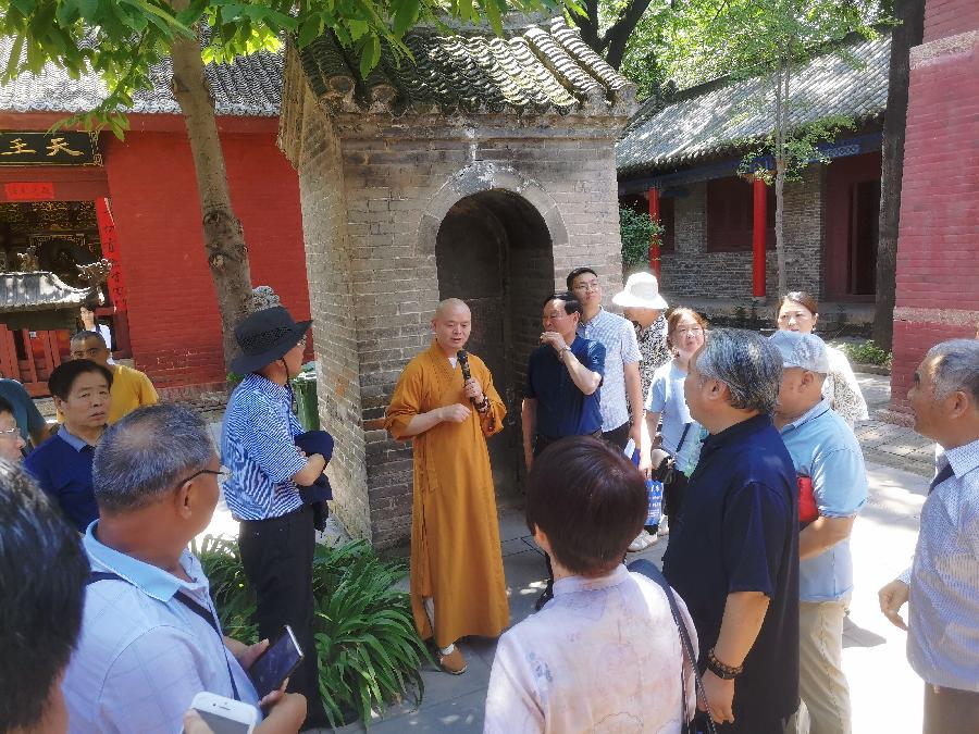 观音寺里话玄奘 释恒乾又披新袈裟（图11）
