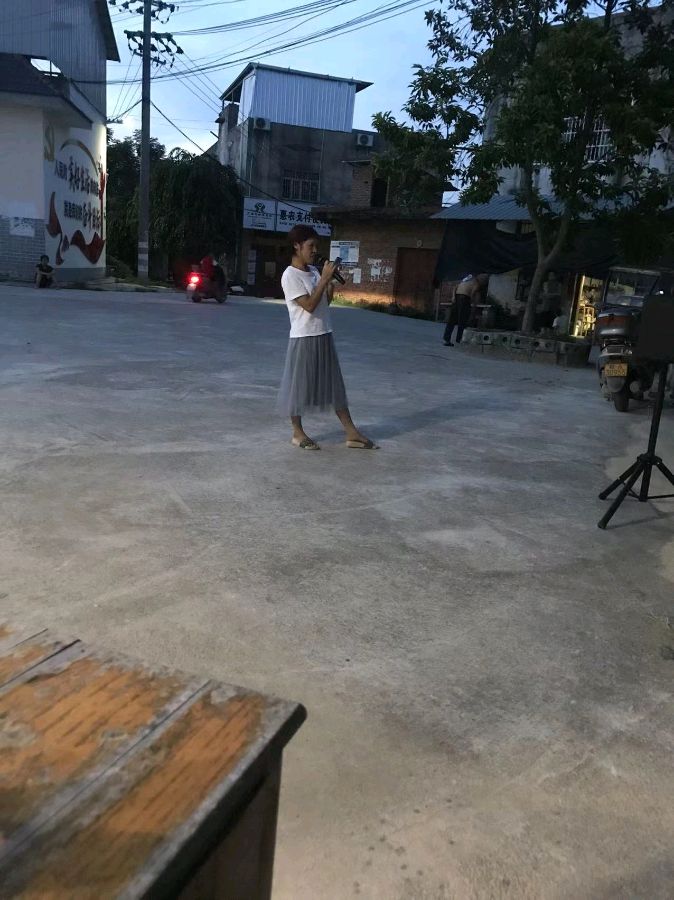 【蓝月亮诗刊】签约诗人：月下老人／大海（外四首）（图4）
