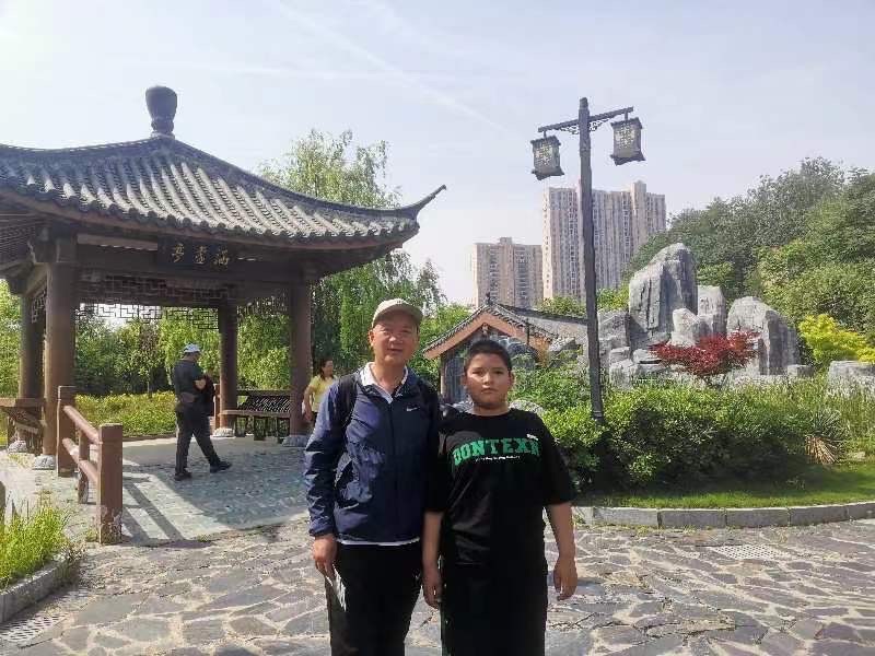 暑天,作者周智敏