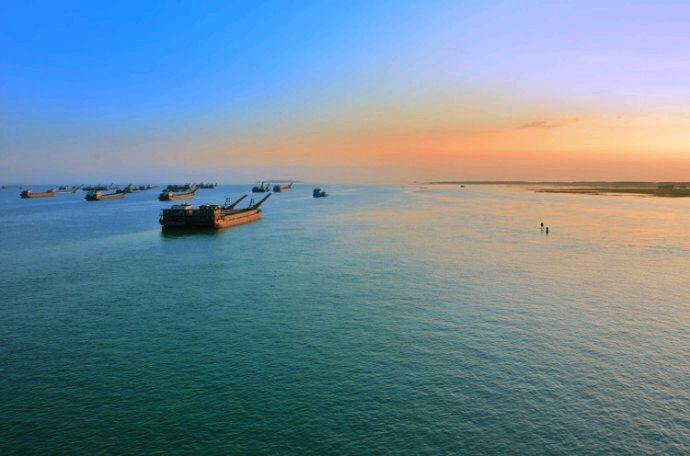 五首唐代写洞庭湖的诗:你认为哪首水平最高(请各位诸君评论)(图3)