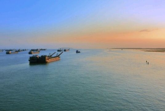 五首唐代写洞庭湖的诗：你认为哪首水平最高(请各位诸君评论)（图2）