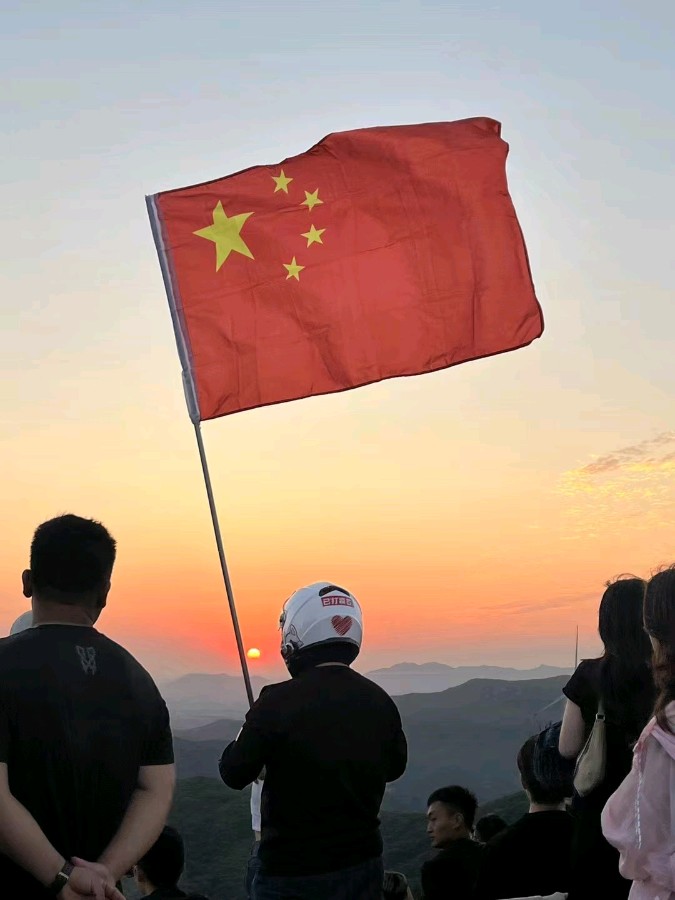韩庚的《观日出寄怀》