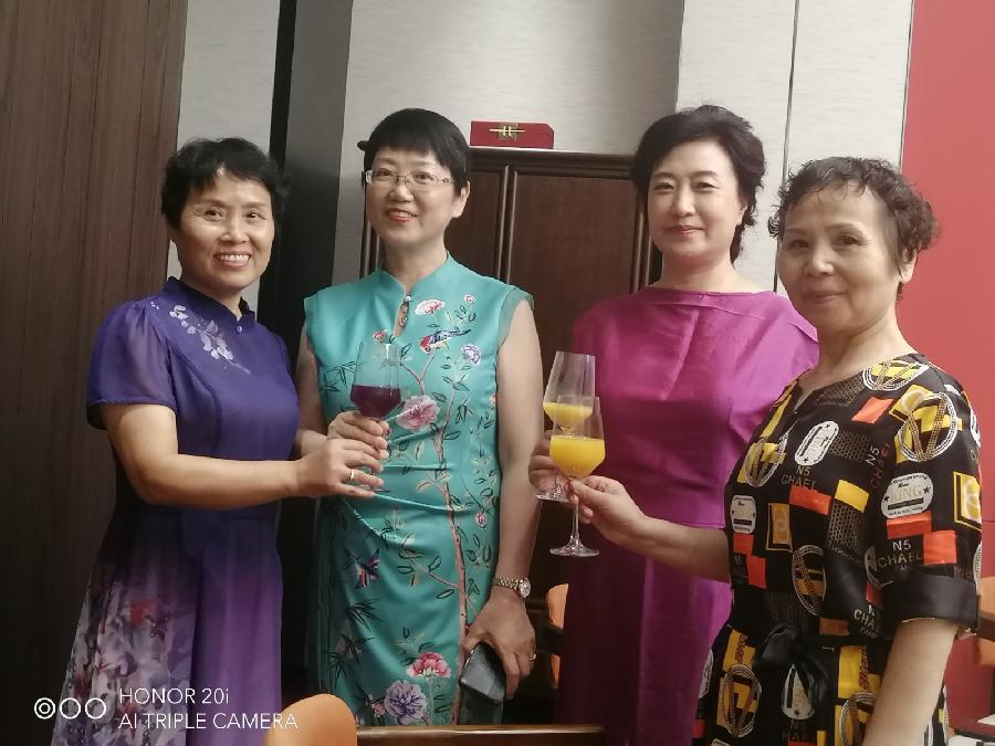 【和谐中国网-和谐书院-(西安)读书会-每日诵读】朗诵:宏红(图49)