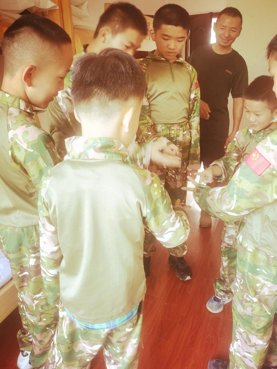 夏令聚振峰,“三好”显真功一一昆明海洲学校振峰庄园天骄“三好学生”训练营第一天纪实(图5)