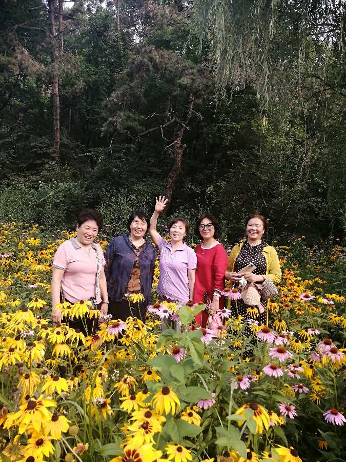 【中国长江文学社】《八一五班毕业四十年抒怀》作者战文山/诵读秀丽/制作宋梅【第6084期】（图9）