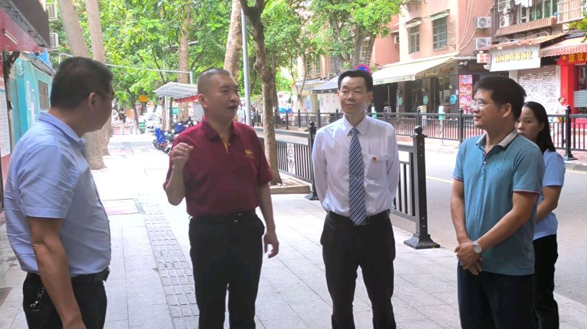 奉献爱心 服务社会(图5)