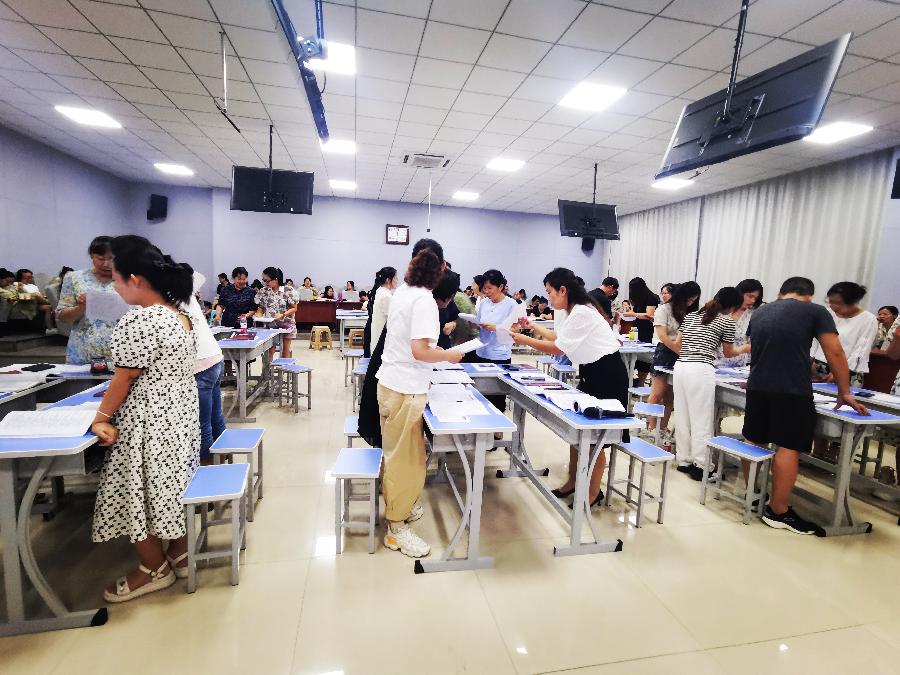 焦丽静:真正感受到了“三标课堂”的魅力