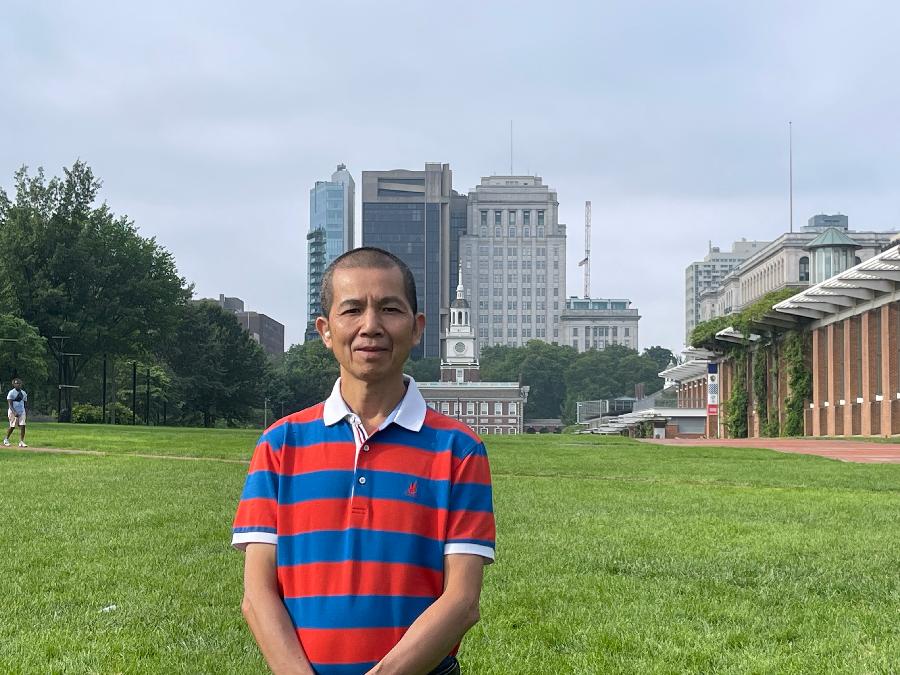 【中国燕京】《中国新闻联播专家访谈作品录》专栏：麦健华入选作品展
