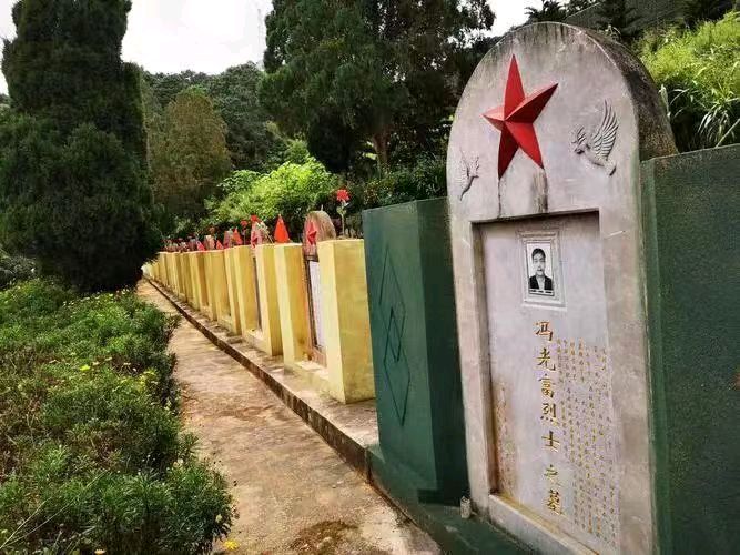 《麻栗坡熟睡的战友——八一的怀念》作者/子墨 朗诵/王莺 推送/郭会民（图5）